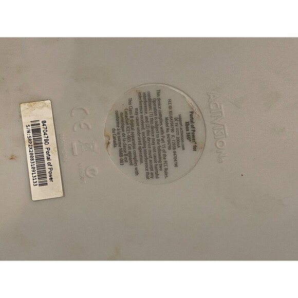 Skylanders Giants Portal of Power Xbox 360 Only Model 84704790 - Picture 3 of 3